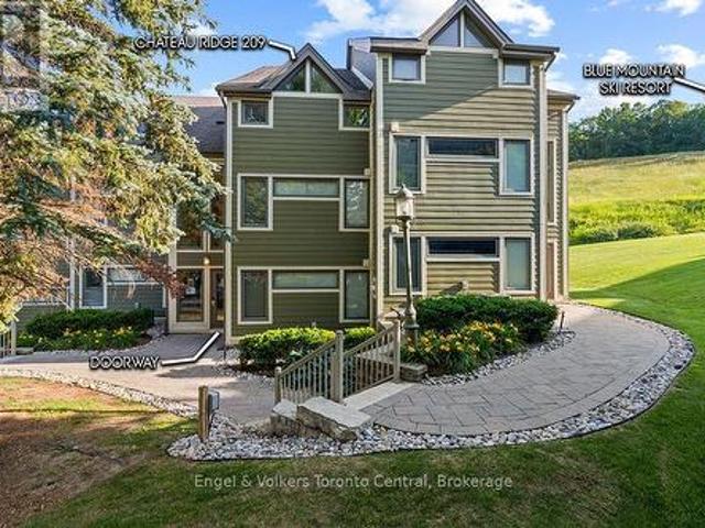 Townhouse for sale in Grey, Ontario