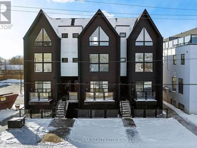 Condo for sale in Niagara, Ontario