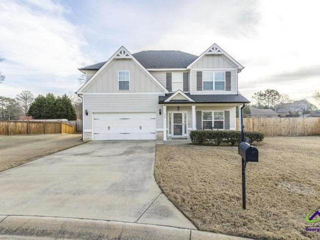 Townhouse for sale in Bonaire, Georgia