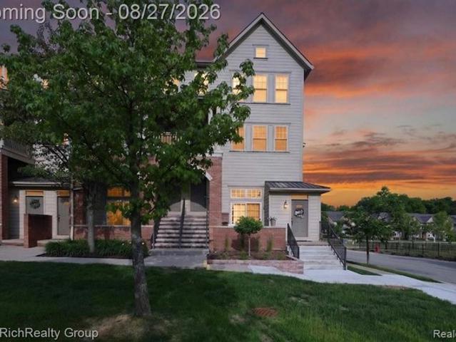 Condo for sale in Auburn Hills, Michigan