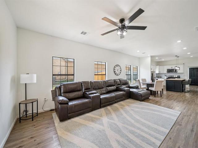 House for sale in Wellston, Oklahoma