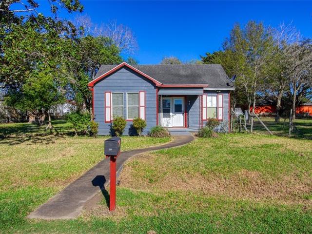 House for sale in Van Vleck, Texas