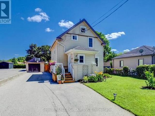 House for sale in Rosemount, Kitchener