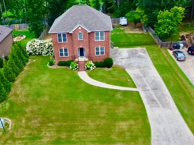 House for sale in Columbiana, Alabama