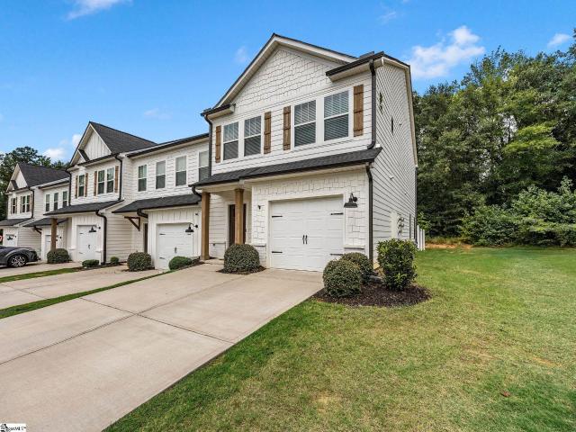 Townhouse for sale in Greer, South Carolina