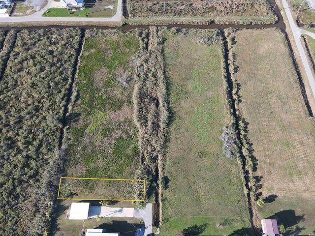 Land for sale in Grand Isle, Louisiana