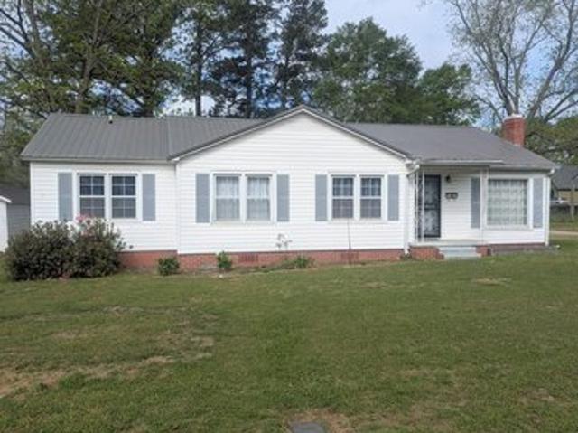 House for sale in Clanton, Alabama