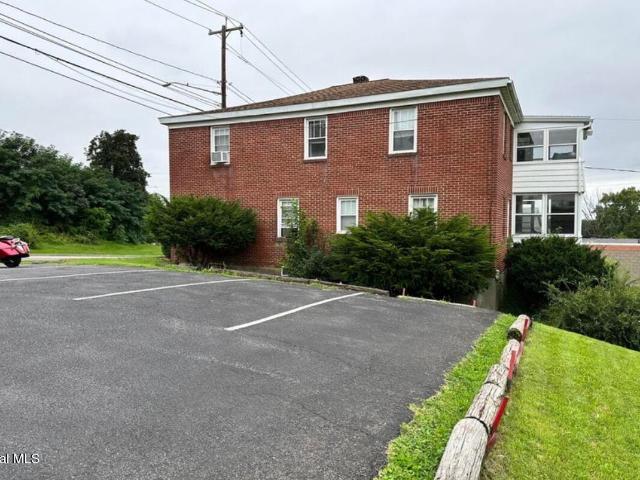 House for sale in Castleton On Hudson, New York