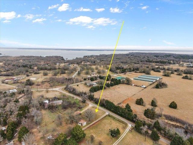 House for sale in Streetman, Texas
