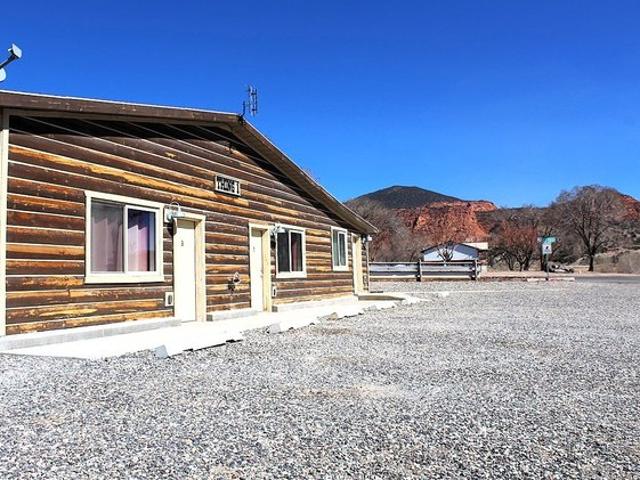 House for sale in Bicknell, Utah