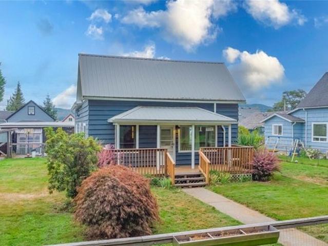House for sale in South Bend, Pacific County