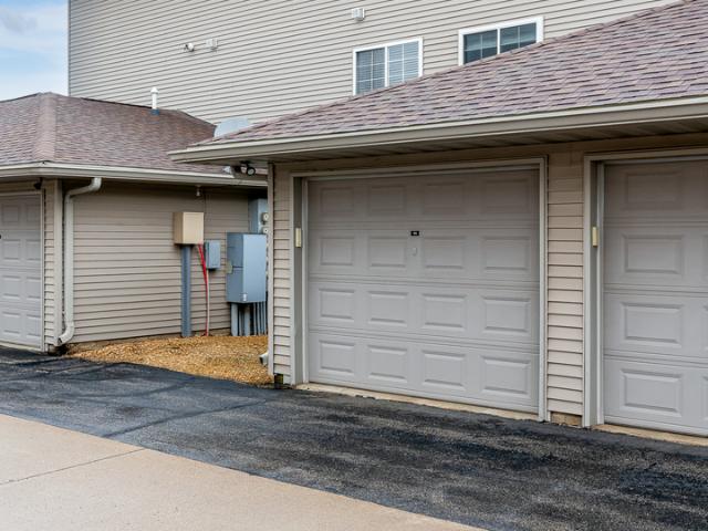 Condo for sale in Eldridge, Iowa