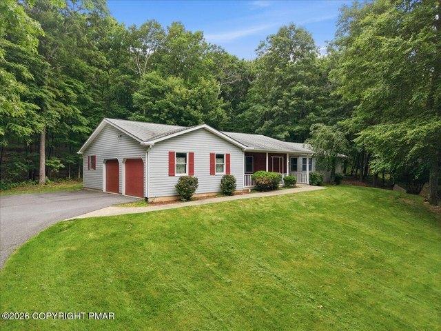 House for sale in Gilbert, Pennsylvania
