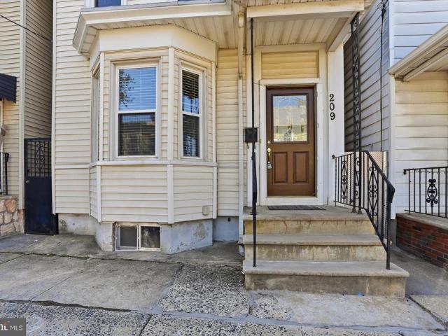 House for sale in Hudson, New Jersey