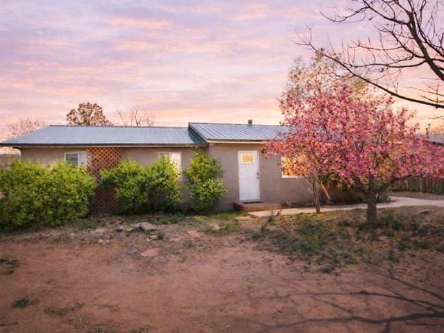 House for sale in El Prado, New Mexico