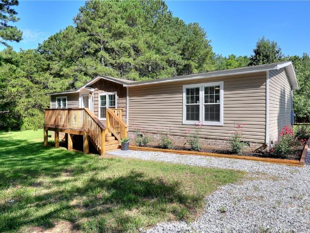 House for sale in Colbert, Georgia
