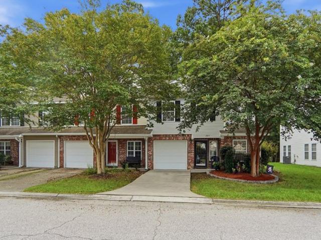 Townhouse for sale in Goose Creek, South Carolina