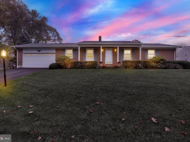 House for sale in Mohns Hill, Spring Township