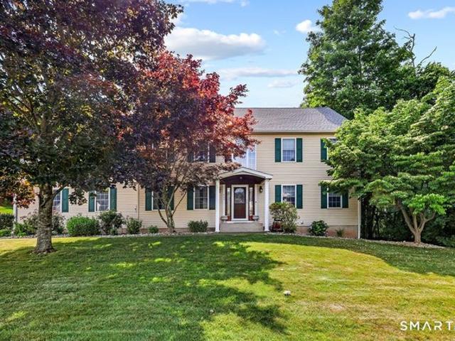 House for sale in Cheshire, Connecticut