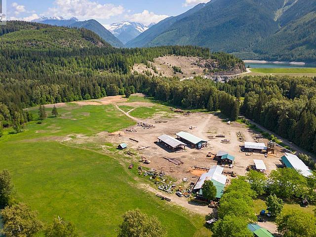 House for sale in Lardeau, British Columbia