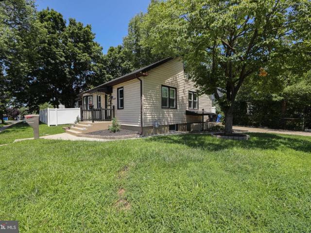 House for sale in Mantua, New Jersey