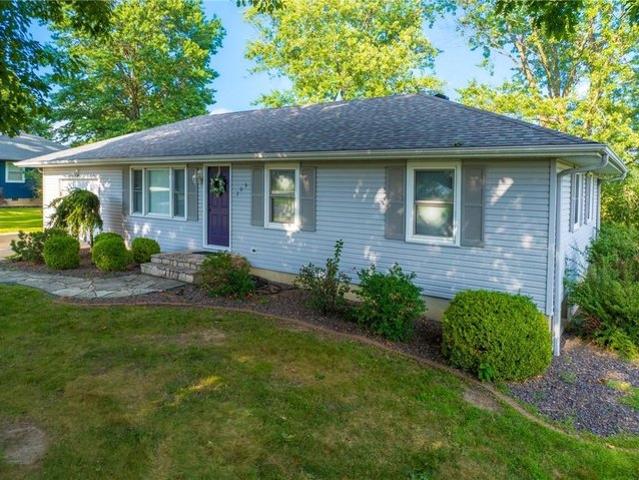 House for sale in Brookfield, Missouri