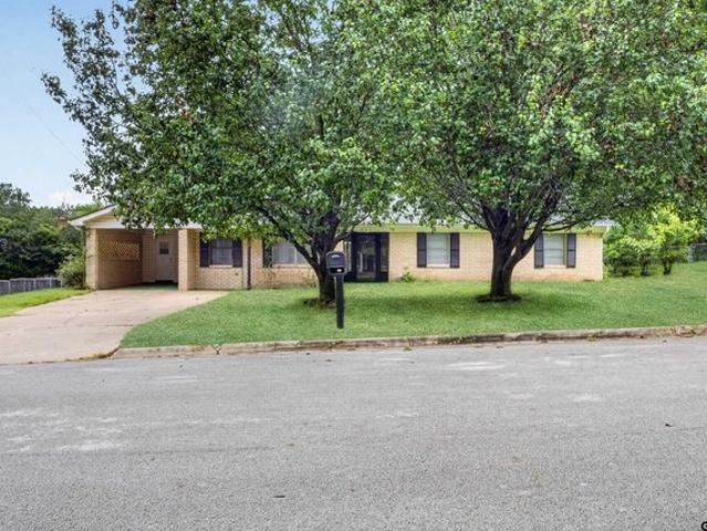 House for sale in Overton, Texas
