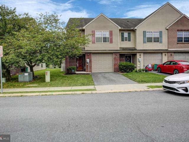 Townhouse for sale in Chambersburg, Franklin County