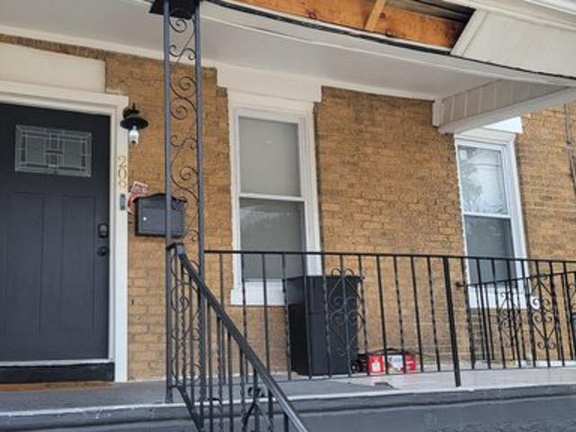Townhouse for sale in Delco, Pennsylvania