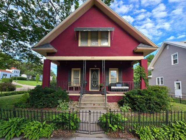 House for sale in Monmouth, Illinois