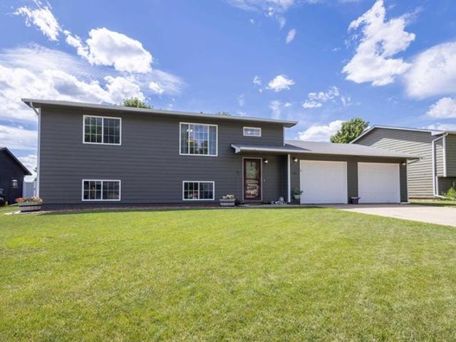 House for sale in Worthing, South Dakota