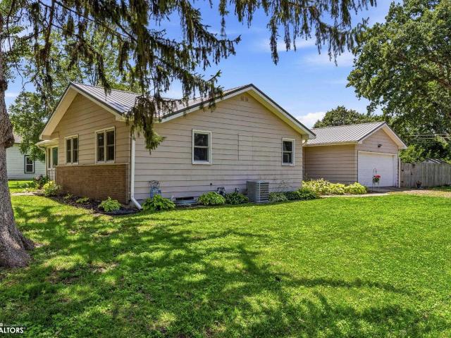 House for sale in Winfield, Iowa