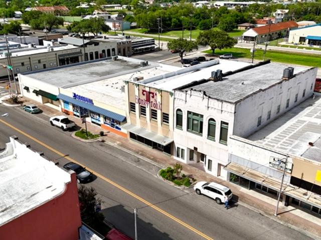 Commercial for sale in Beeville, Bee County