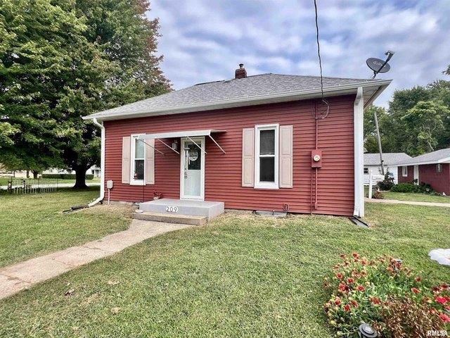 House for sale in Aledo, Illinois