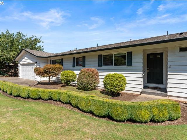 House for sale in Oregonia