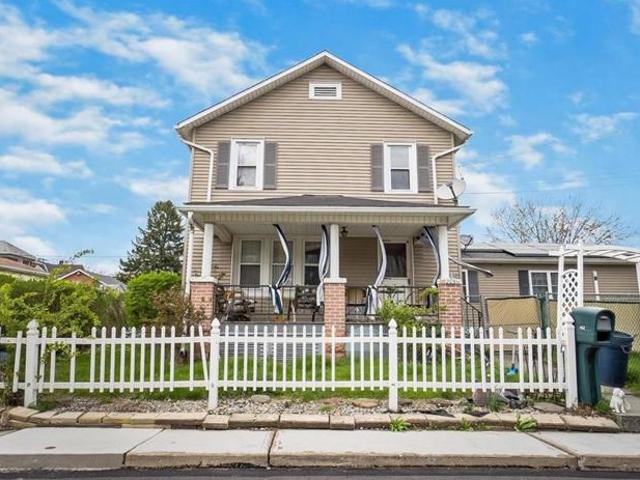 House for sale in Nazareth, Pennsylvania