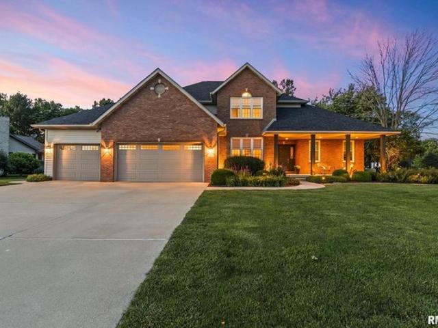 House for sale in Sherman, Illinois