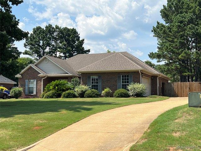 House for sale in Elmore, Alabama