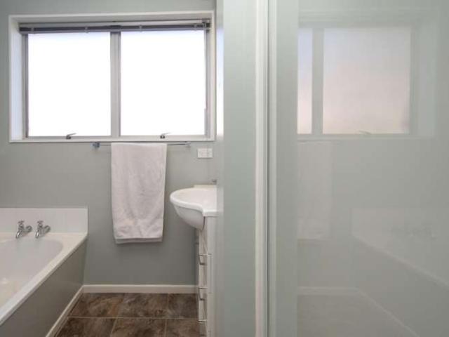 House for sale in Chaslands, Canterbury