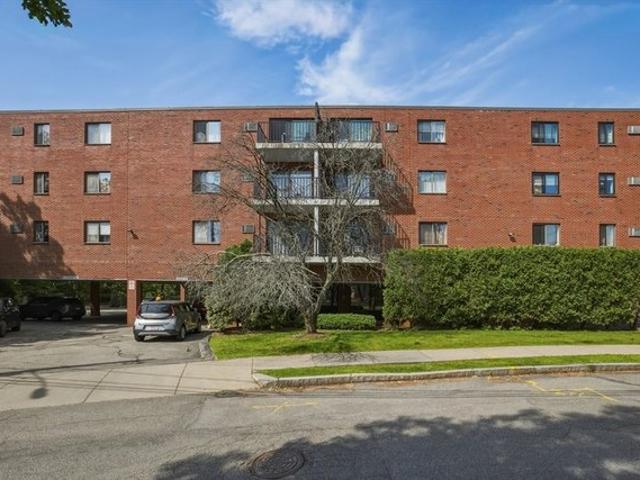 Condo for sale in Auburndale, Massachusetts