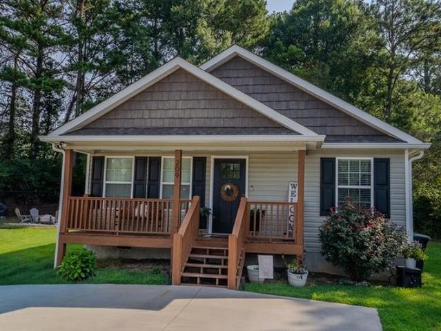 House for sale in Dalton, Georgia