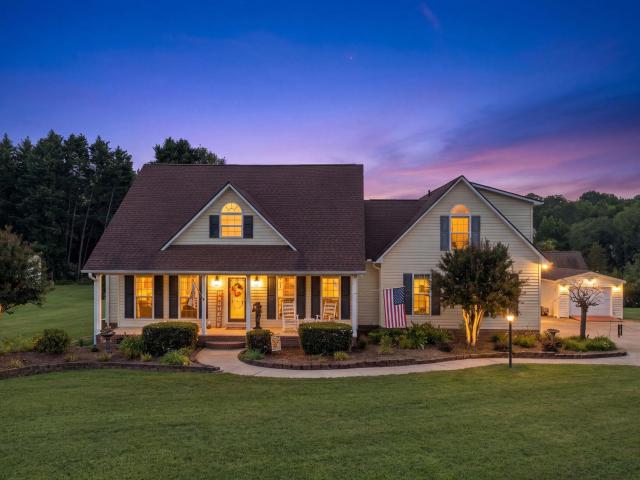 House for sale in Inman, South Carolina