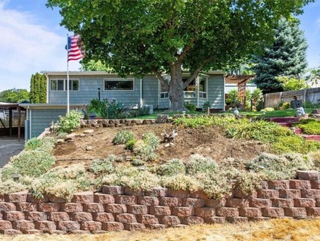 House for sale in Dayton, Washington