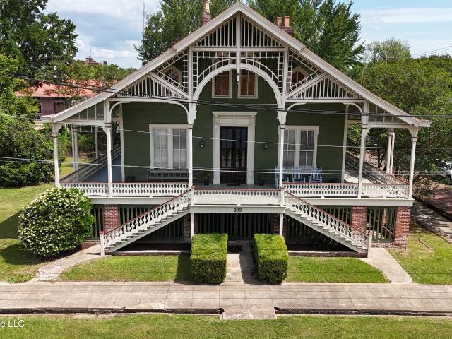 House for sale in Natchez, Mississippi