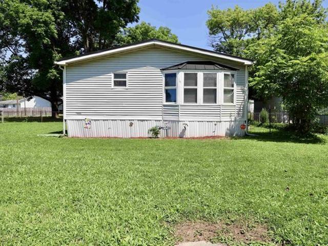 House for sale in Lynn, Indiana