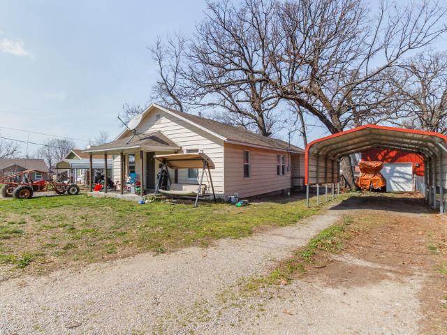 House for sale in Laclede, Missouri