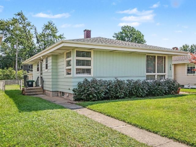 House for sale in Hobart, Lake County
