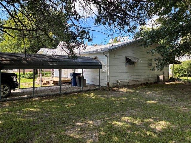 House for sale in Brookfield, Missouri