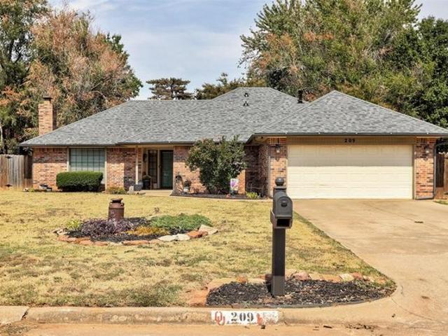 House for sale in Moore, Cleveland County