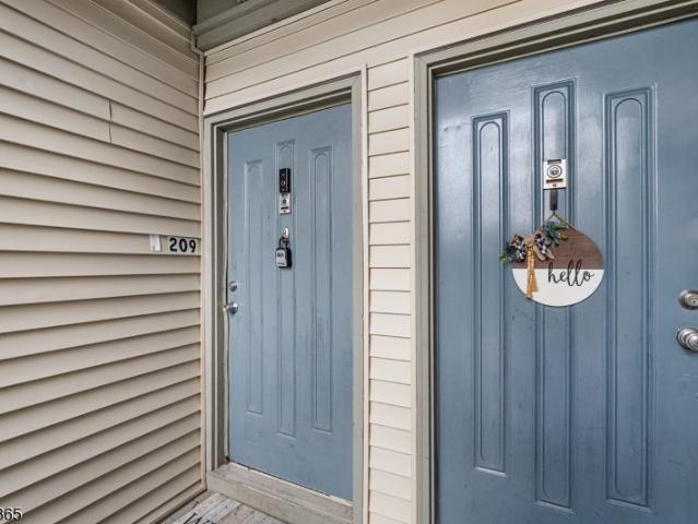 Condo for sale in Clarksville, Glen Gardner